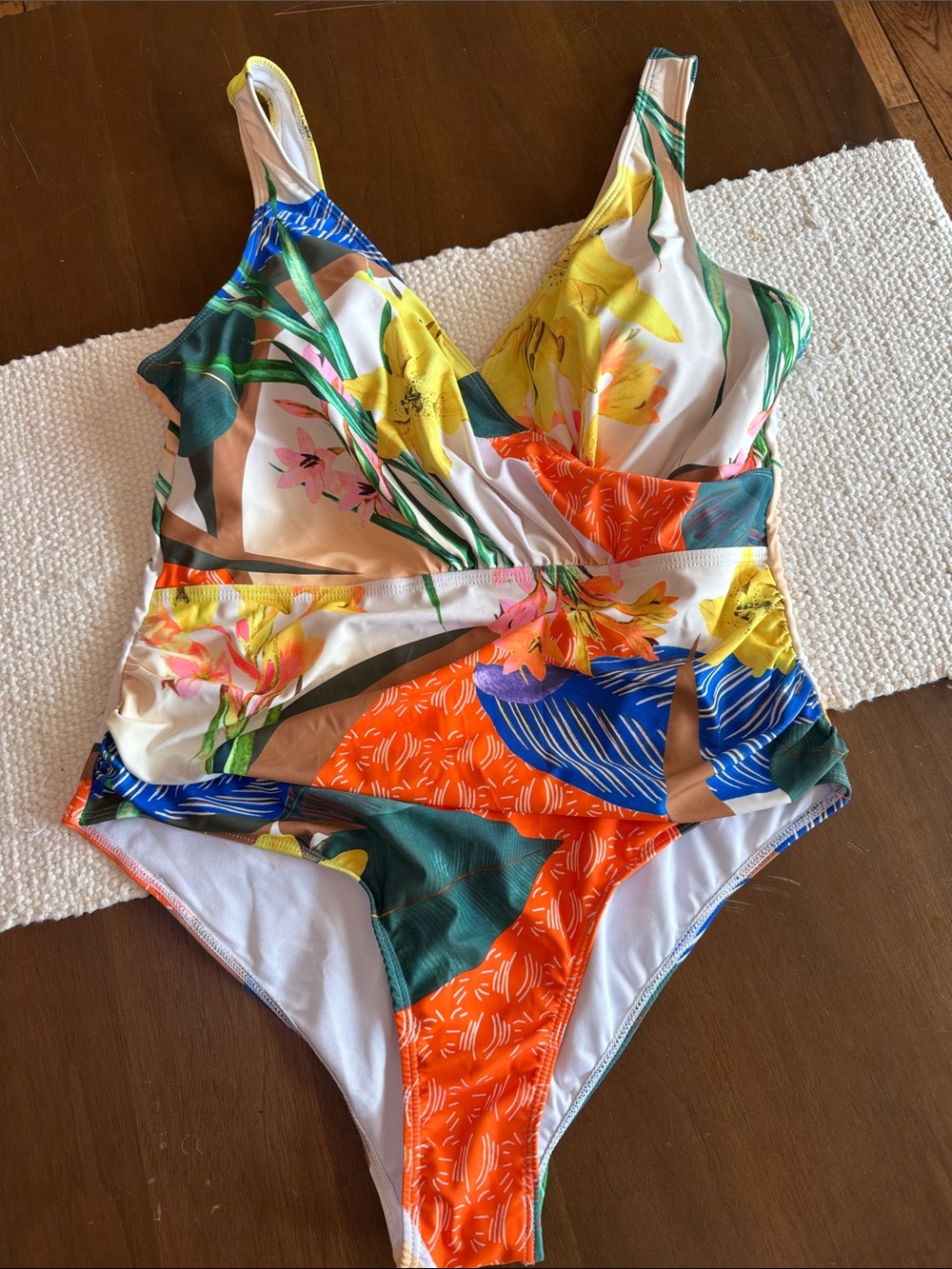 Gorgeous Plus Swimsuit with Sarong - Picture 2 of 11